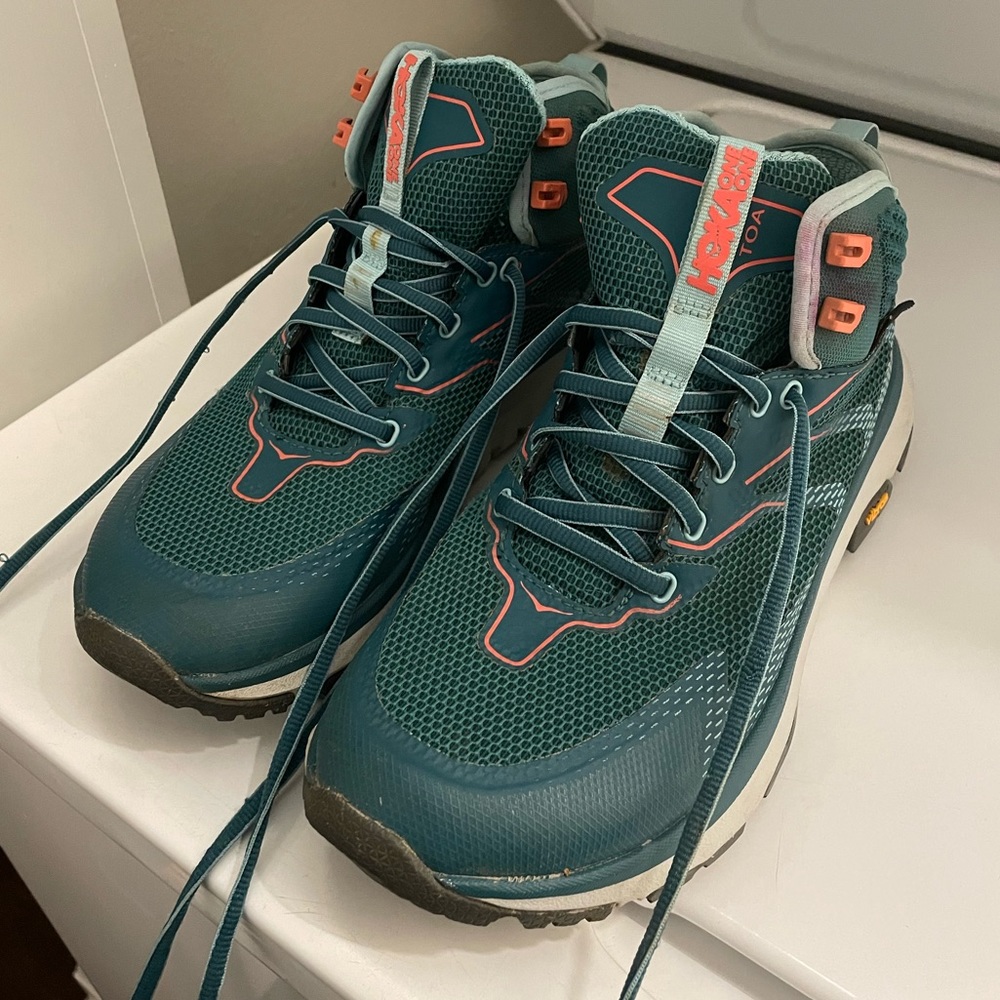 Hoka hiking boots